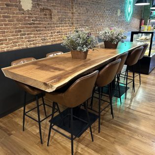 mesa de comedor de iroko de 300cm madera maciza madrid restaurante